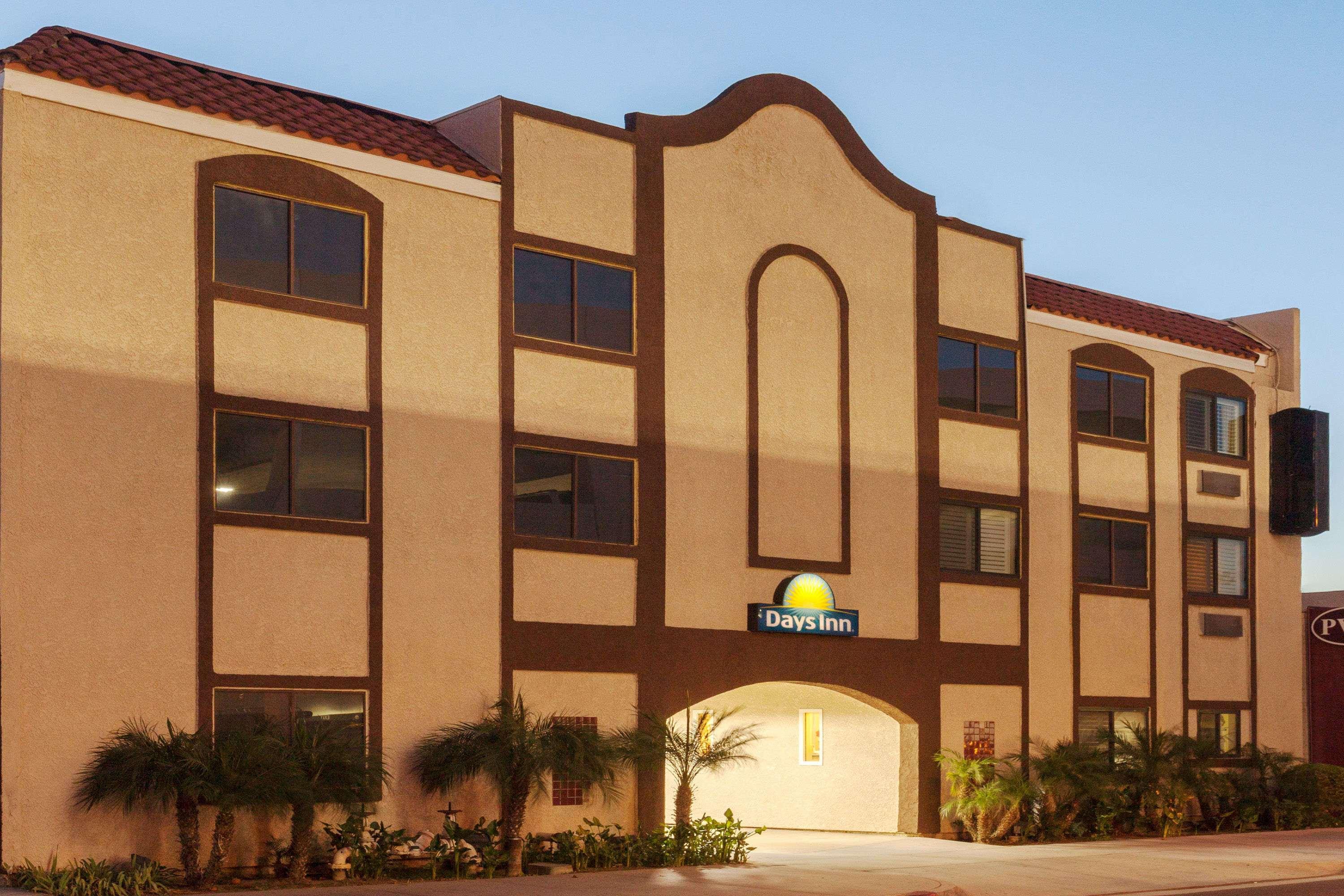 Days Inn By Wyndham Alhambra Ca Экстерьер фото