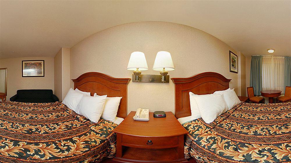 Days Inn By Wyndham Alhambra Ca Экстерьер фото